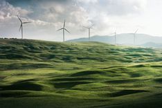 Bild von einer Landschaft mit Windkraftanlagen